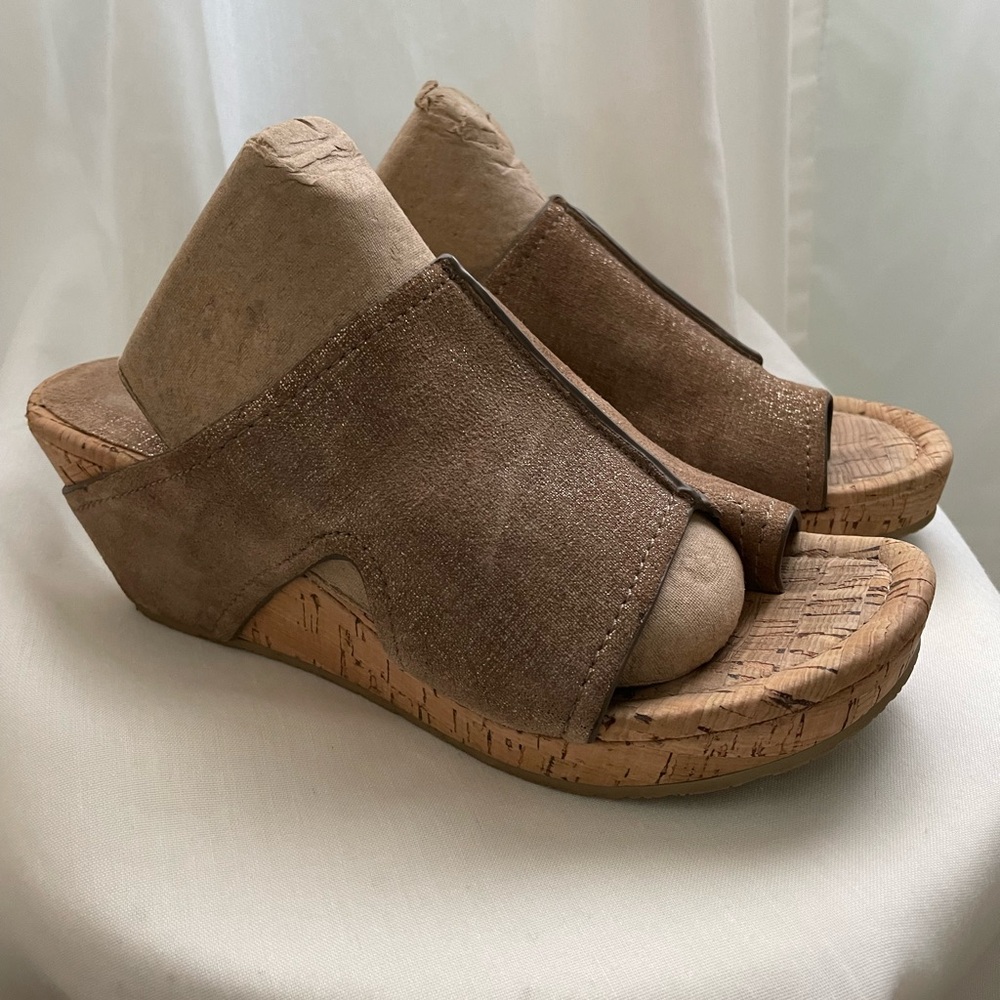 Donald Pliner gold leather and cork Gerie wedge